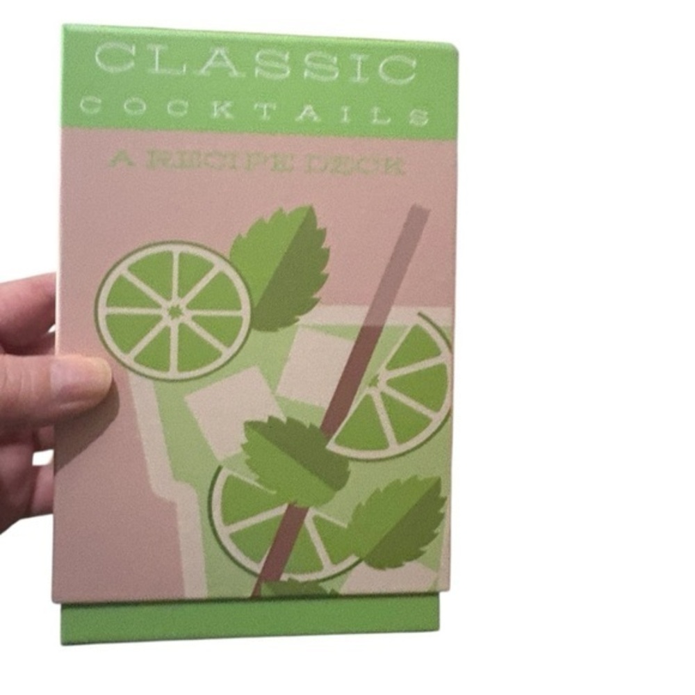 Classic Cocktails Recipe Book